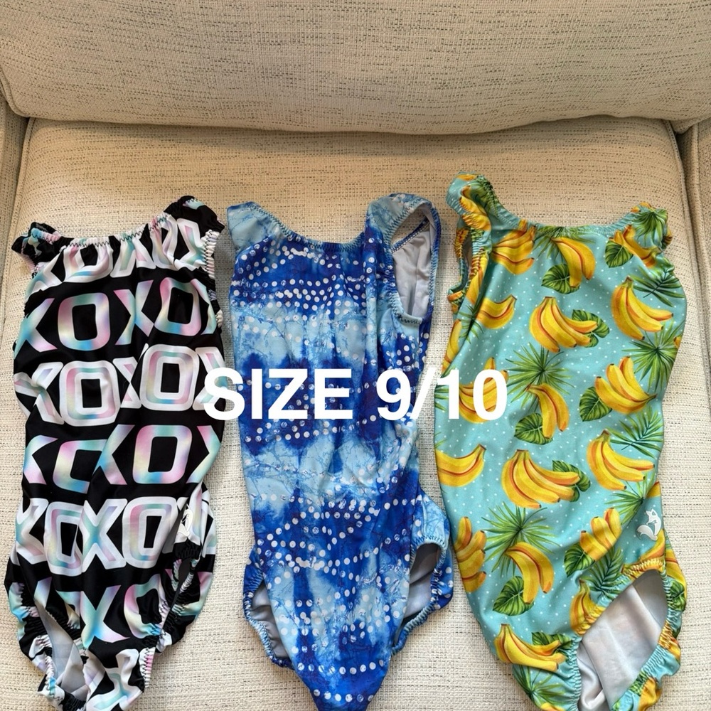 Foxy brand size 9/10 gymnastics leotard set